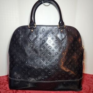INVECE PATENT LEATHER BAG PURSE DOME BLACK